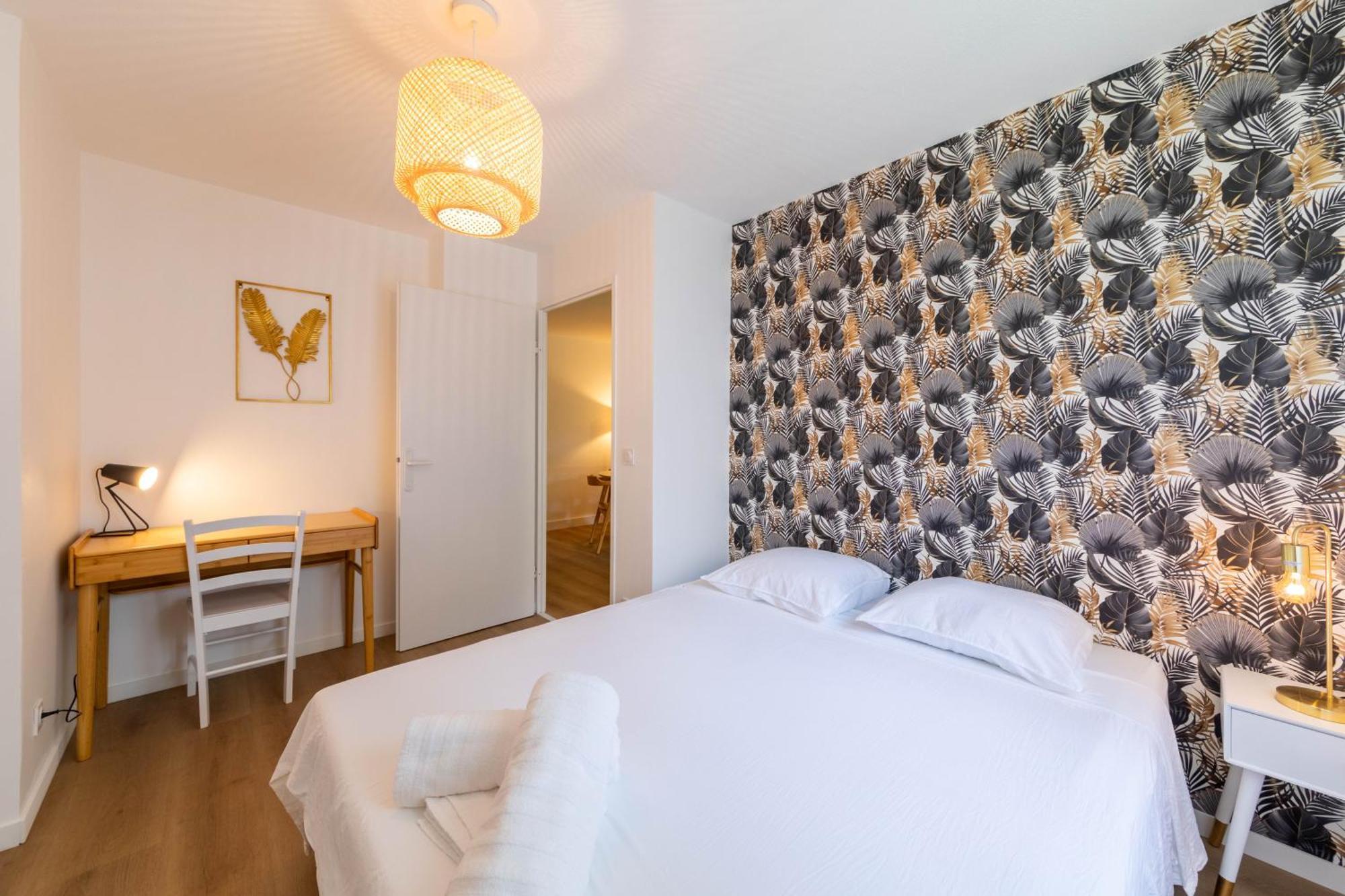 Zenitude-T3-Terrasse-Parking Apartment Agen Exterior photo